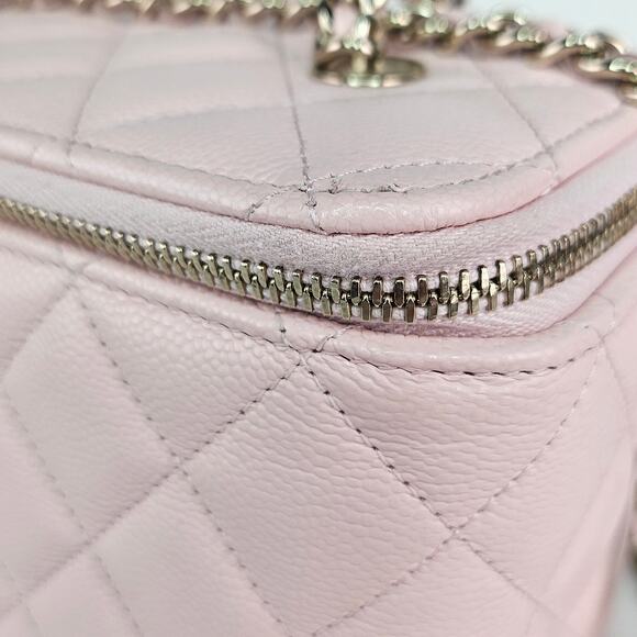 Chanel Caviar Leather Vanity with Chain 25S Crossbody Bag Light Pink - Picture 10 of 12